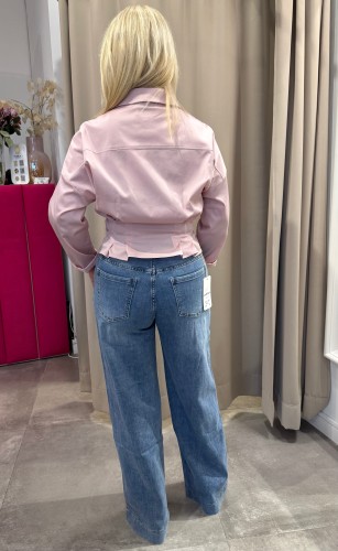 spodnie jeasny do t-shirtów i koszul.