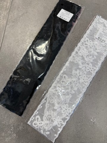 Twilly wstążka / apaszka koronkowa z wiskozy biała i czarna, krawatka