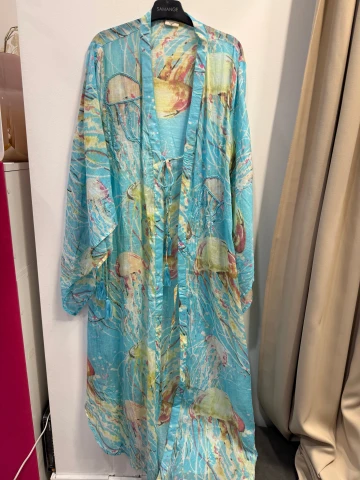 Narzutka plażowa Corallina błękitna, bawełniana, długa z koralikami, meduzy, nadmorski motyw