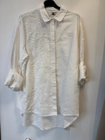 Koszula Letizia biała bawełniana z haftami